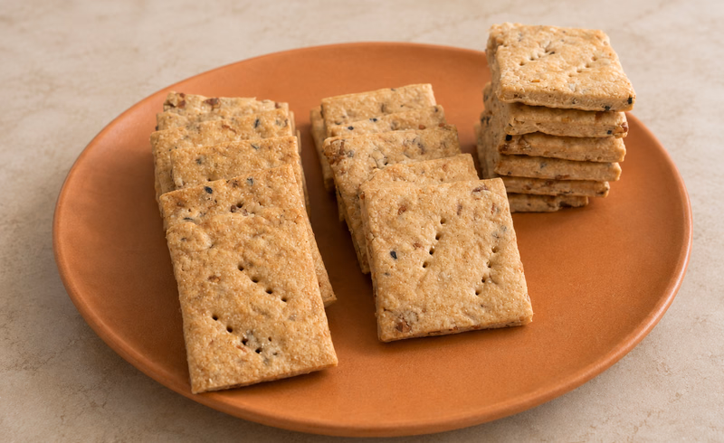 Savoury biscuits