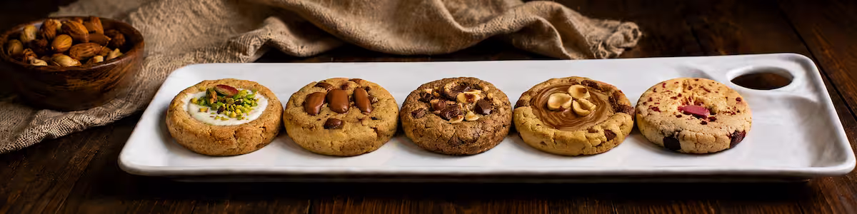 Opaleia artisan cookies with Valrhona chocolate, praline and nuts